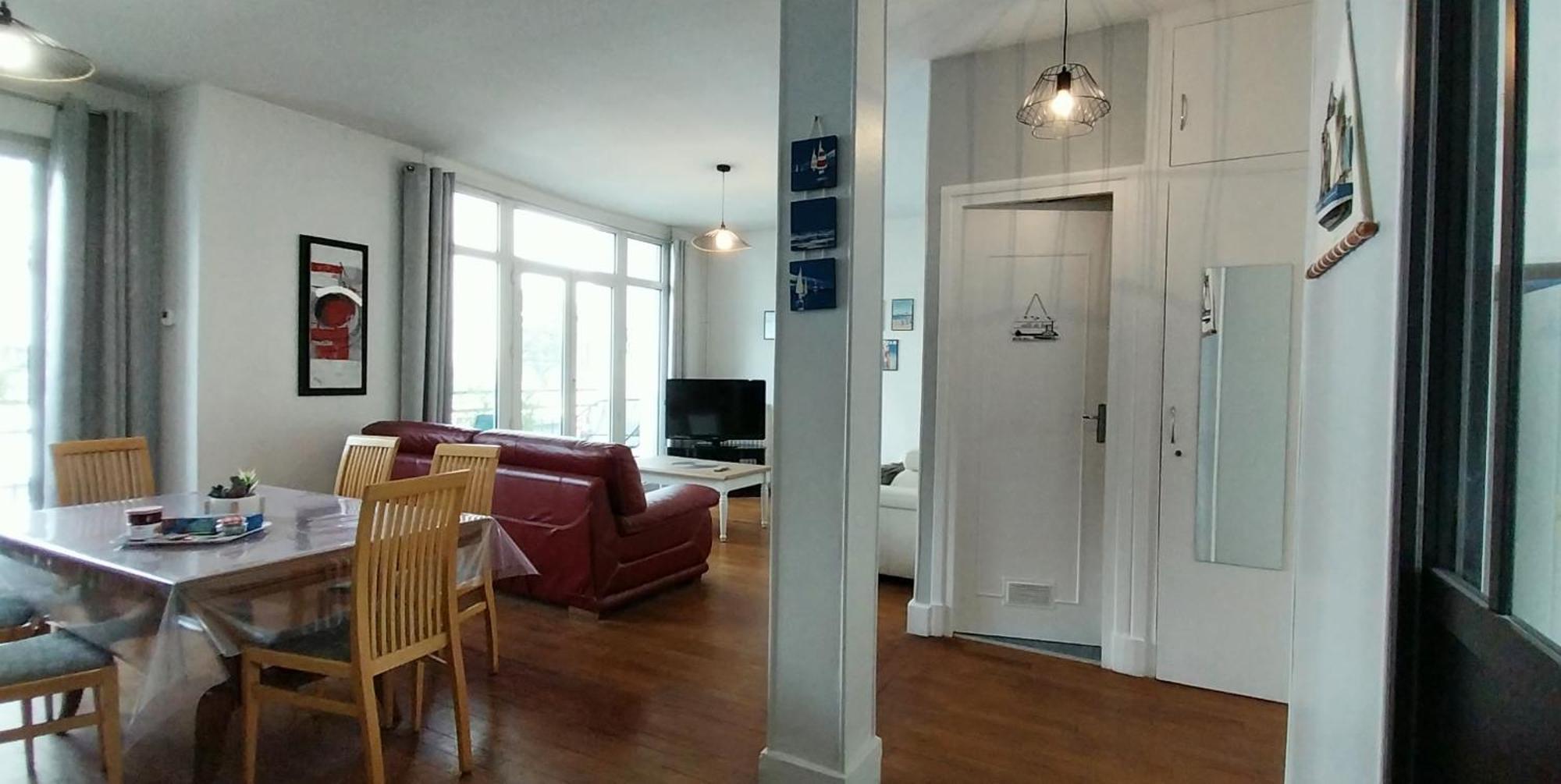 Maison De Ville Plein Centre, 3 Etoiles, A 200M De La Plage, Parking Prive, Wifi Royan Exterior foto